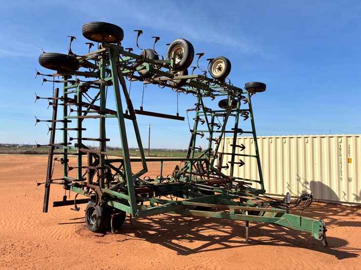 #t8422-•-javorsky-cultivator-image-1