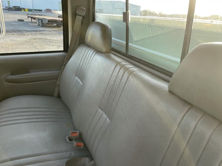 1997-chevrolet-3500-image-47