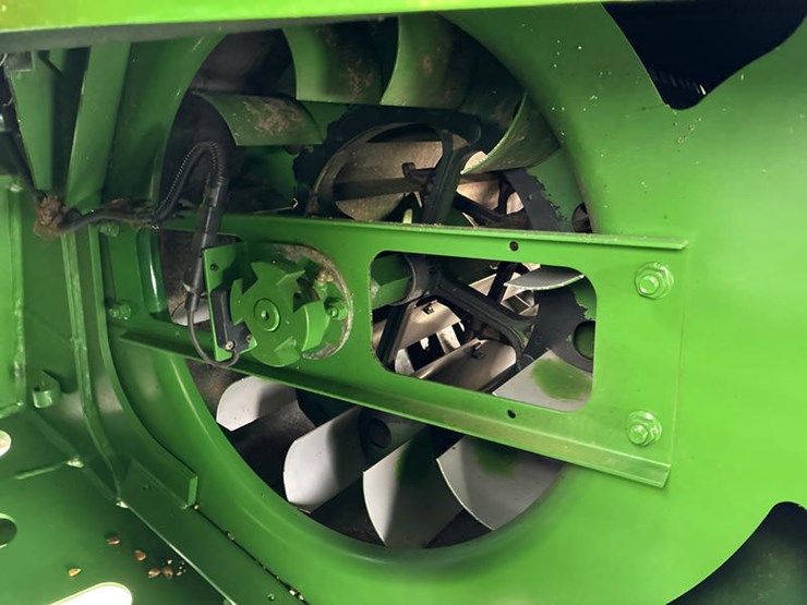 2015-john-deere-s680-image-68