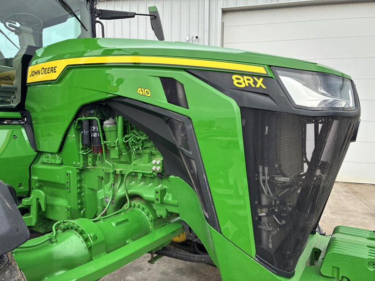 2021-john-deere-8rx-410-image-13
