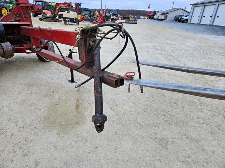 international-881-image-9