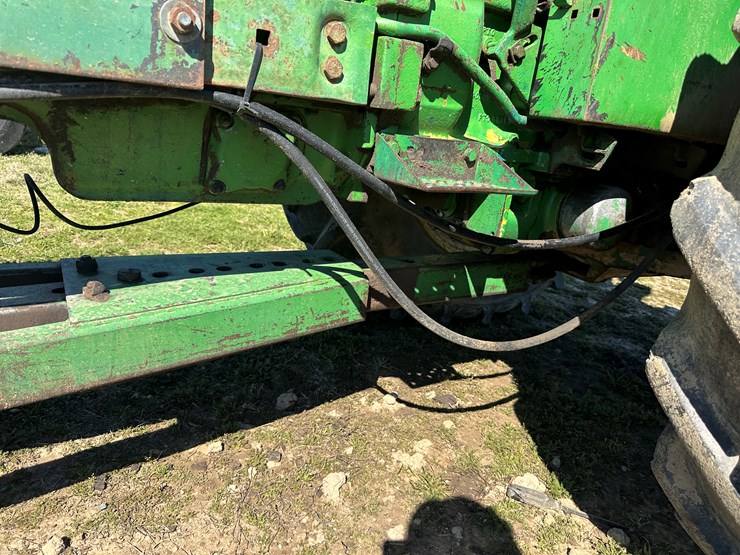 john-deere-4020-image-23