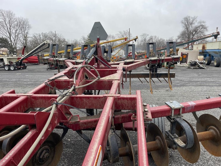 #5042-•-m&w-earthmaster-image-13