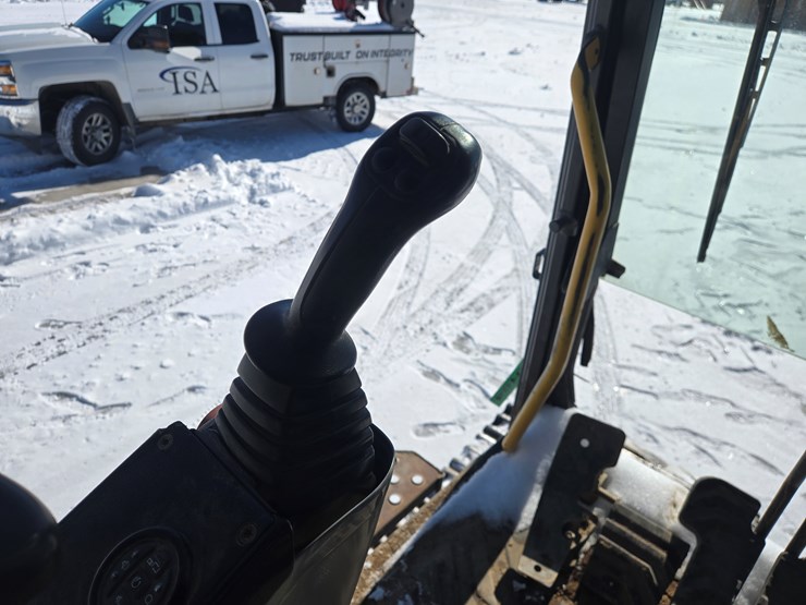 volvo-ec330-image-53