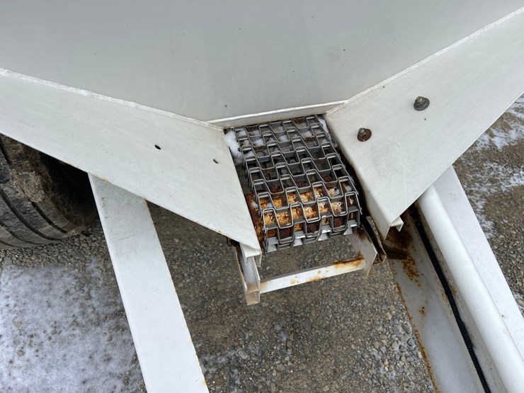 willmar-super-600-spreader-image-8