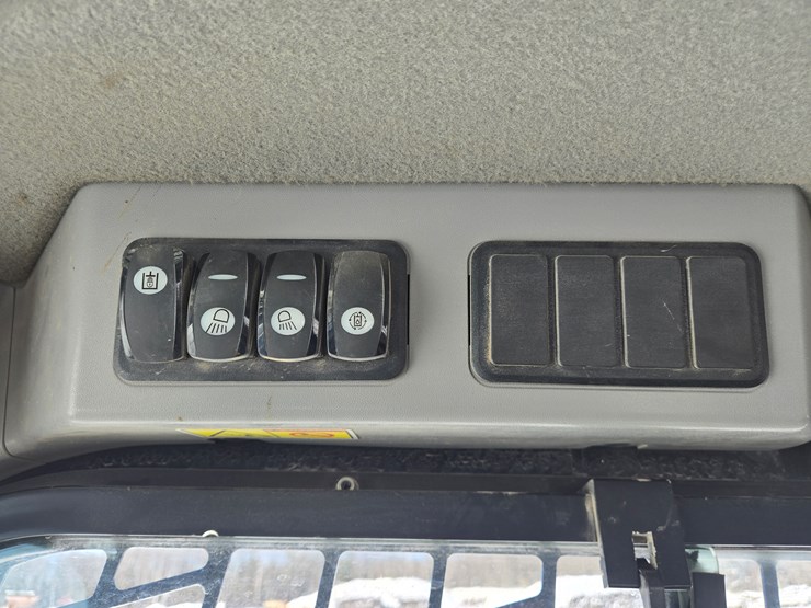 caterpillar-259d-image-47