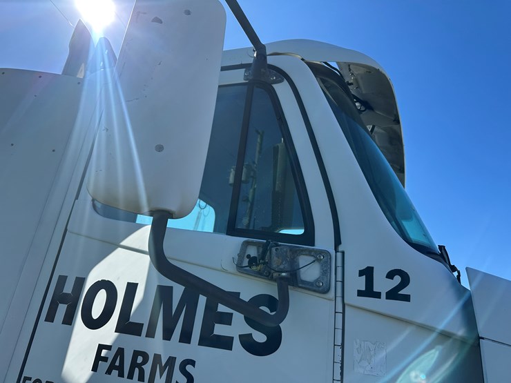 #40057-•-2001-freightliner-century-classic-s/t-t/a-daycab-truck-tractor-1fujbbbg41lh91794-image-36