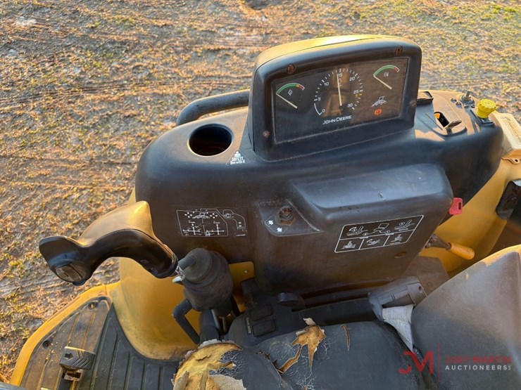 john-deere-110-image-21