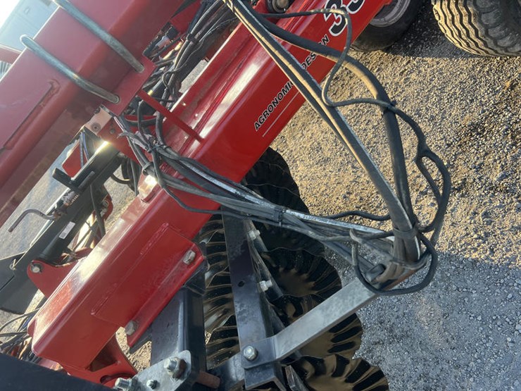 2020-case-ih-true-tandem-335vt-image-21