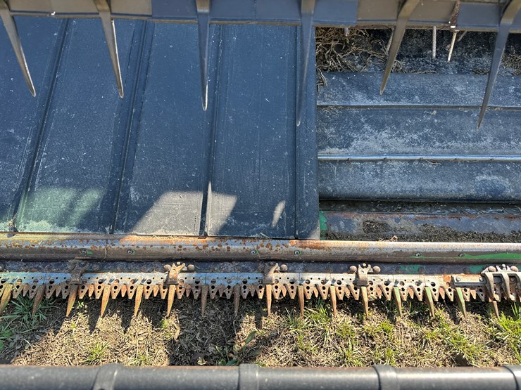 john-deere-630d-image-39