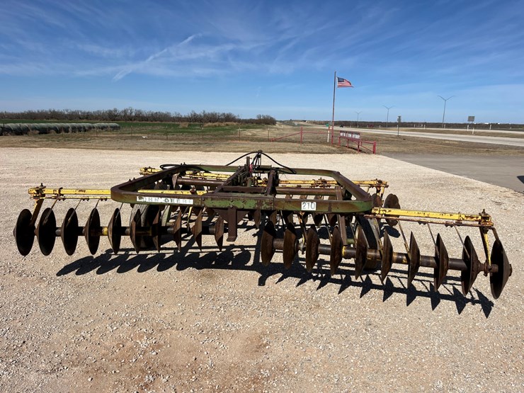 john-deere-210-image-10