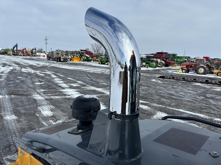 2020-john-deere-2020-image-46