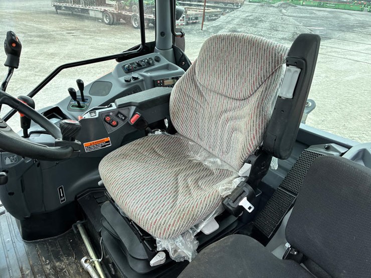 2024-kubota-m6-131-image-69