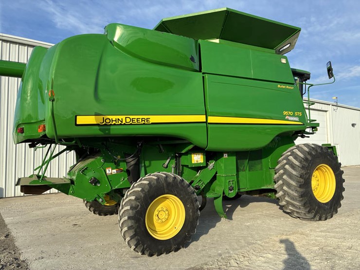 2009-john-deere-9570-sts-image-3