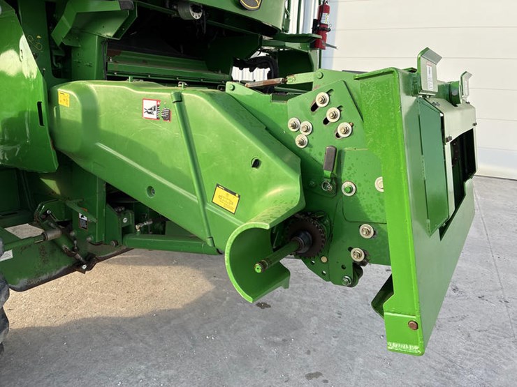 2009-john-deere-9570-sts-image-24