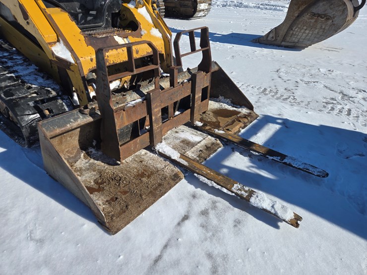 caterpillar-279d-image-10