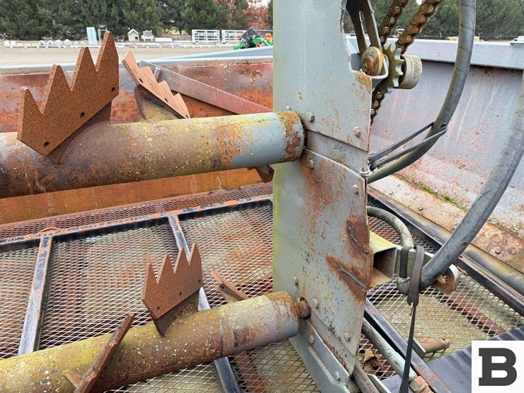 ..-20'-spreader-box-image-15