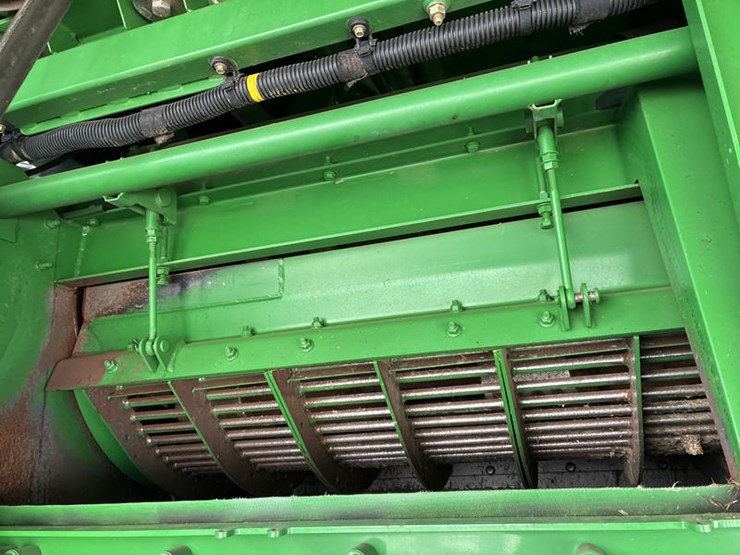 2009-john-deere-9570-sts-image-76