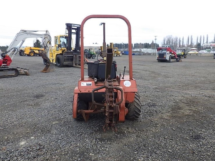 ditch-witch-2310w-image-6