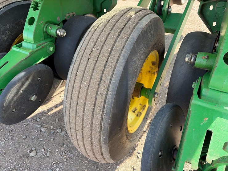 john-deere-1760-image-17