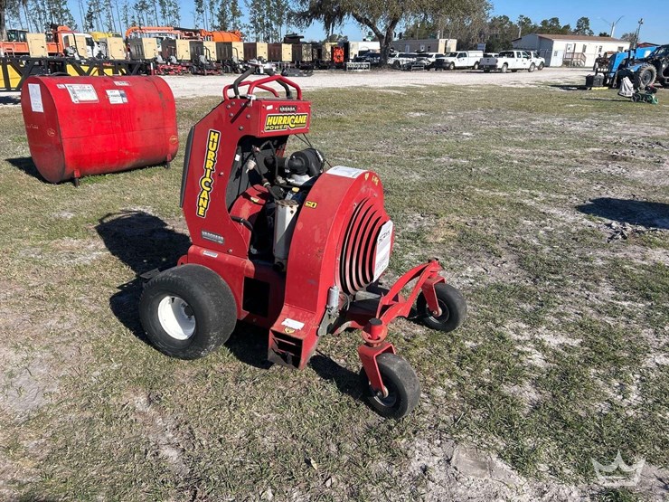 hurricane-power-x3-walk-behind-debris-blower-image-2