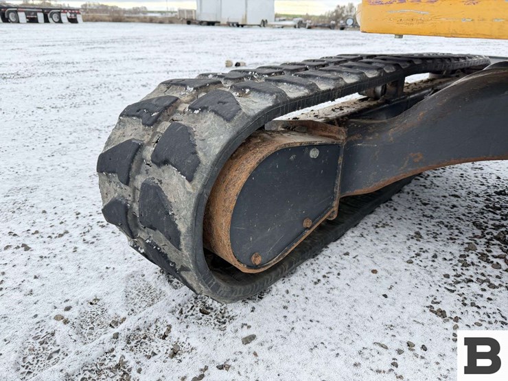 2017-deere-35g-image-22