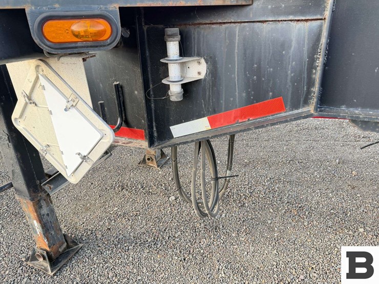 2011-dionbilt-dbnsl-220ar-chassis-trailer-image-17