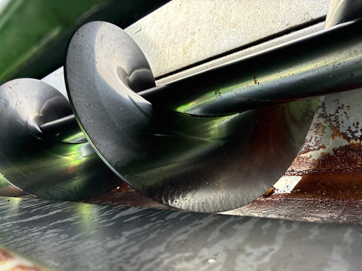 2015-john-deere-s670-image-93