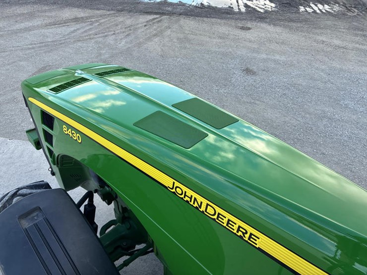 2006-john-deere-8430-image-64