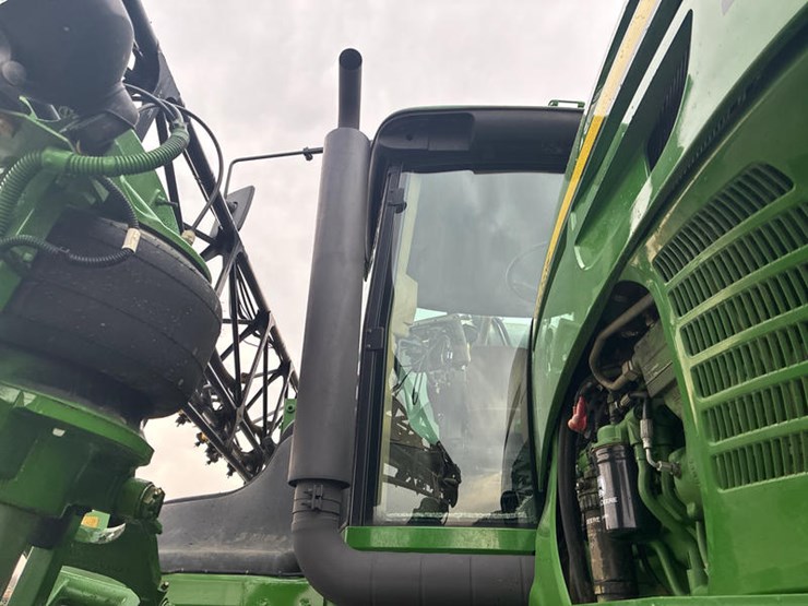 2011-john-deere-4830-image-17