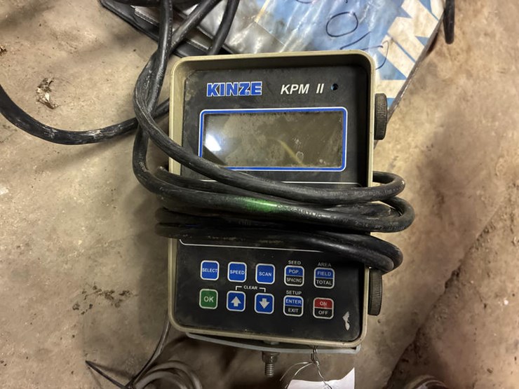 1999-kinze-2500-image-63