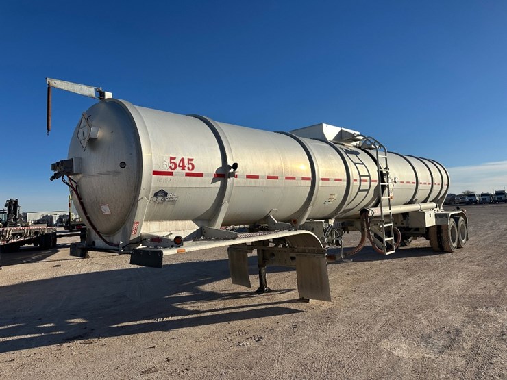 2016-heil-trailer-image-1