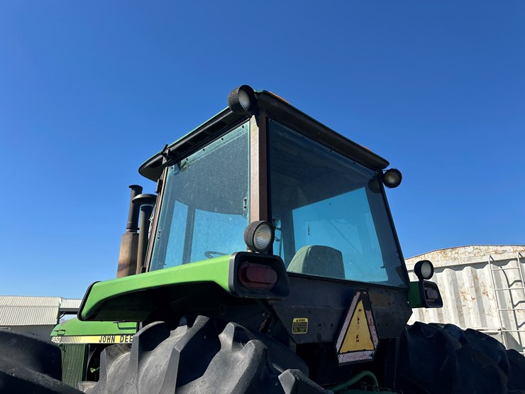 john-deere-4650-image-22