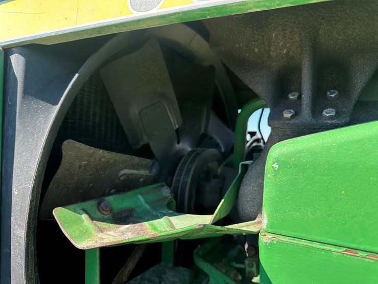 john-deere-4650-image-37