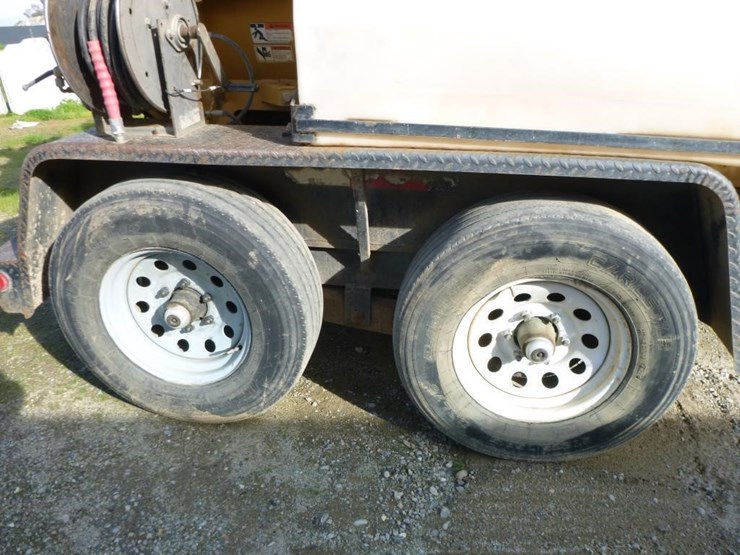 2013-vermeer-v500-image-22