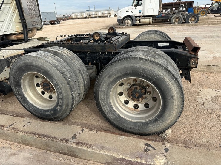 2008-international-prostar-image-6