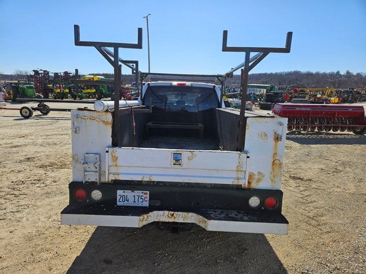 2017-ford-f250-xl-image-4