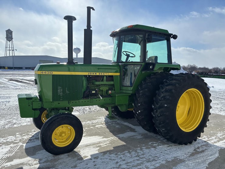 1977-john-deere-4430-image-11