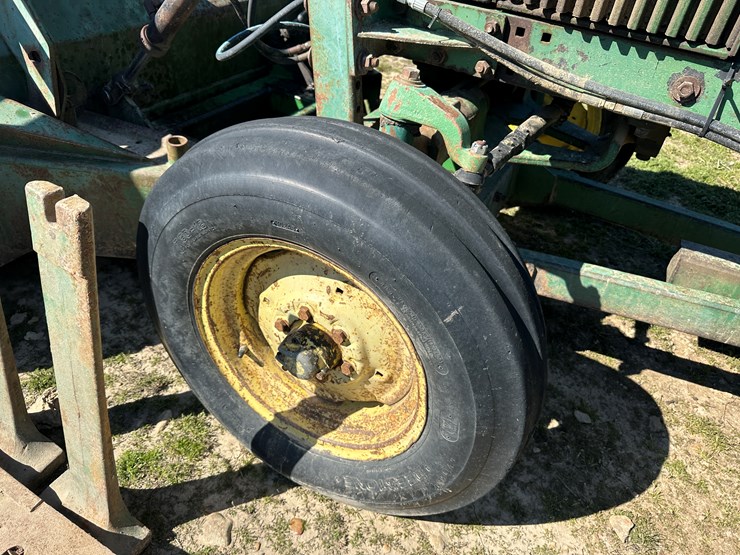 john-deere-4020-image-8