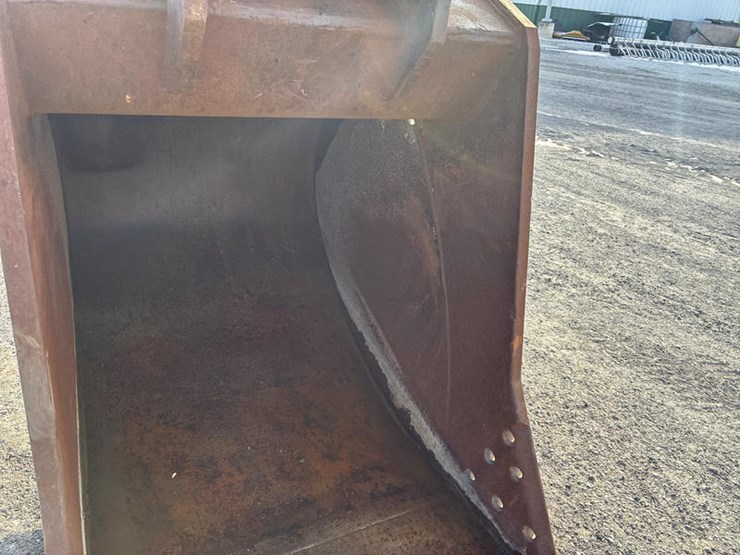 2017-komatsu-pc360-lc-11-image-17