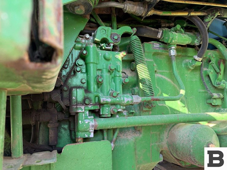 1992-john-deere-4760-image-21