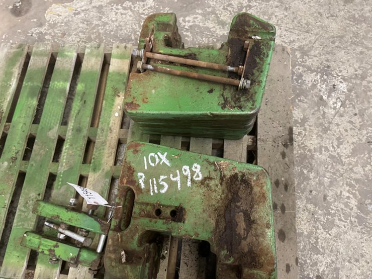 john-deere-100-image-2