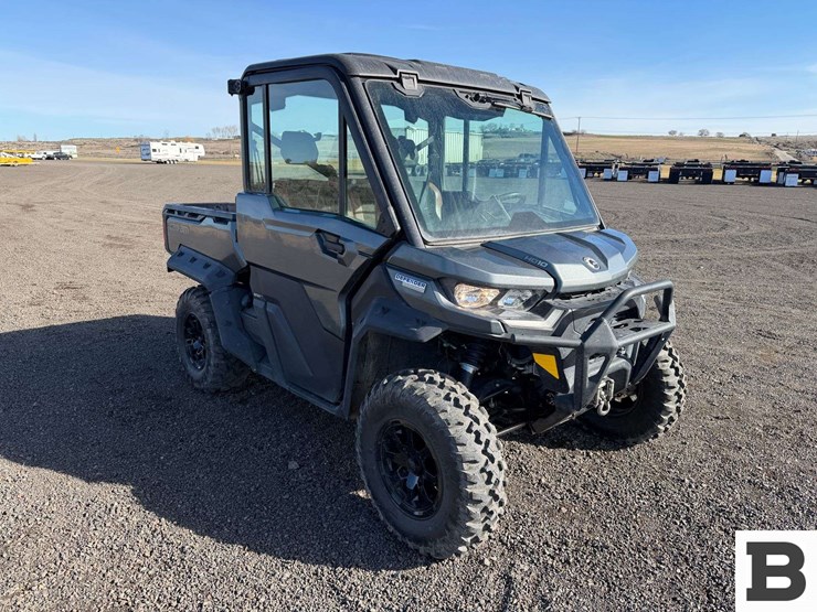 2023-can-am-defender-limited-hd10-atv-image-8
