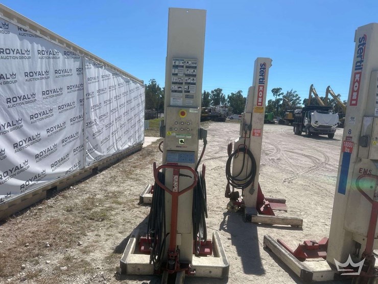 stertil-koni-18000lbs-4-post-auto-lift-image-31