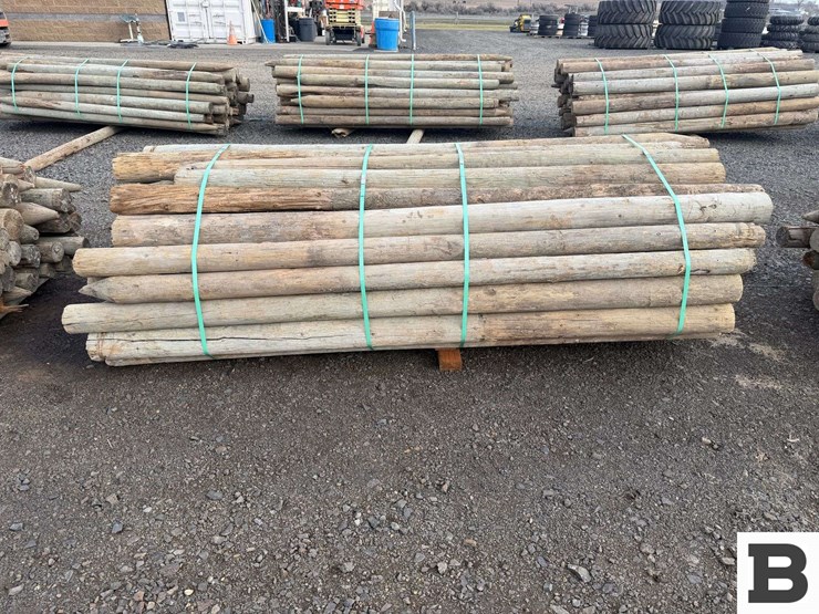 ..-wooden-posts-image-5