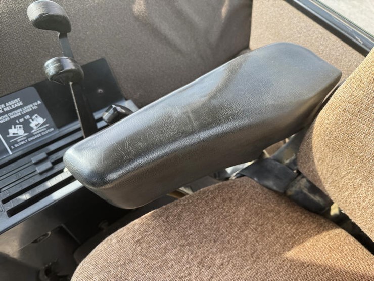 1991-john-deere-4255-image-48