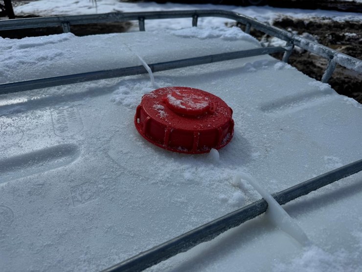 water-tank-tote-image-6