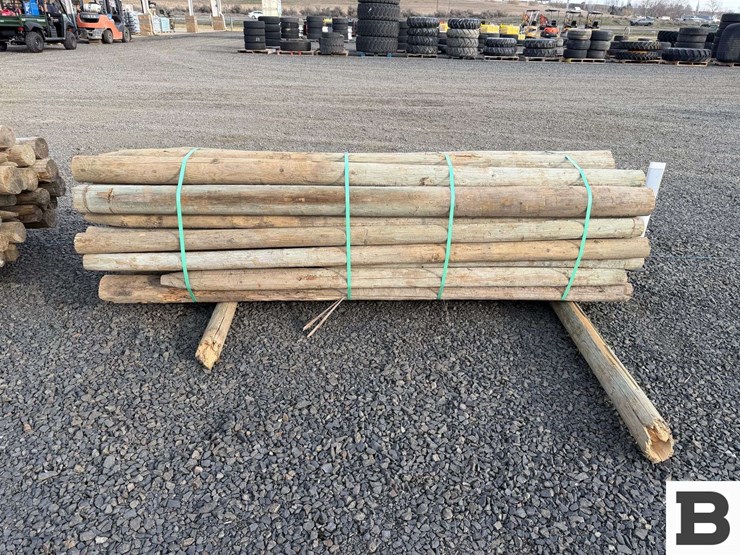 ..-wooden-posts-image-5