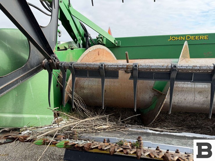 2009-john-deere-635f-image-32