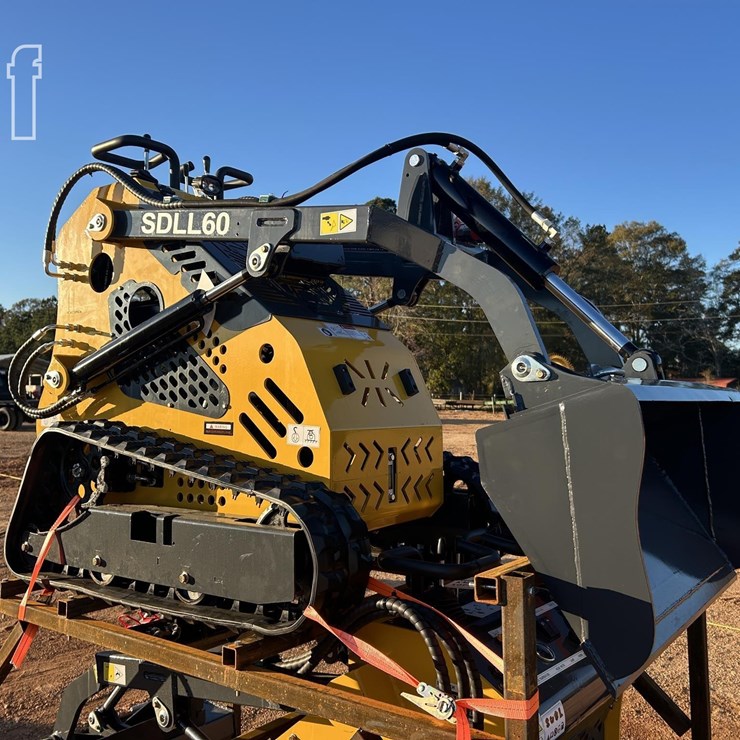 2025 MINI SKID STEER LOADER SDLANCH